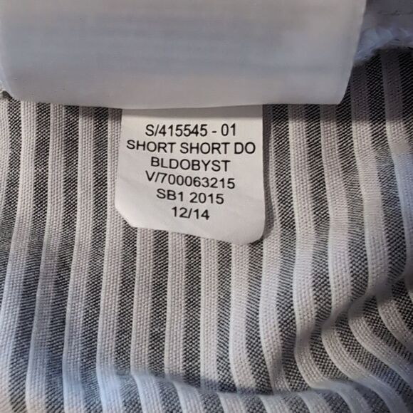 Khakis by Gap Summer Shorts Ladies 4 R - Picture 7 of 9